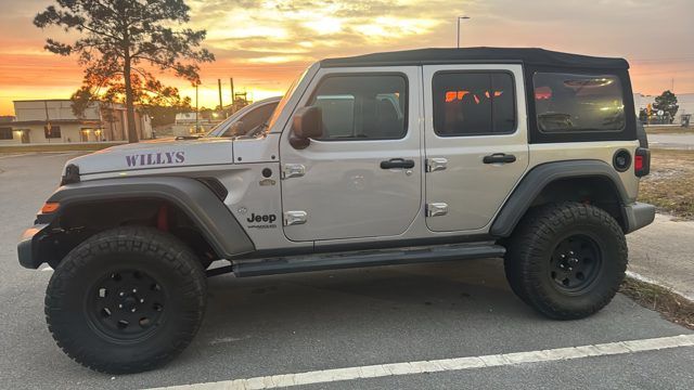 jeep wrangler unlimited 2020 1C4HJXDG5LW330301 image jeep wrangler unlimited 2020 1C4HJXDG5LW330301 image